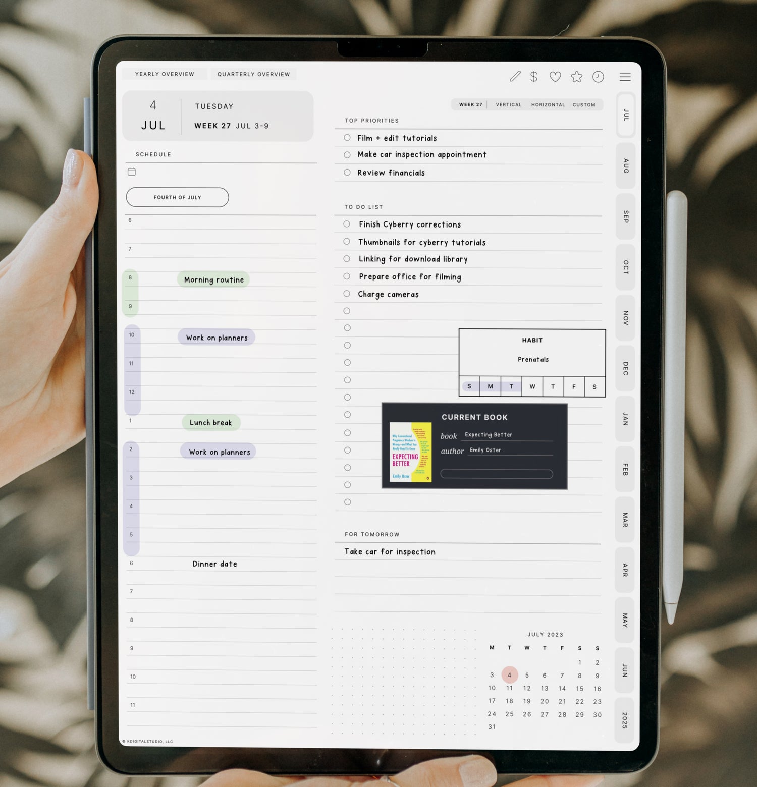 A daily page layout on the Cyberry Mid-Year Digital Planner on iPad