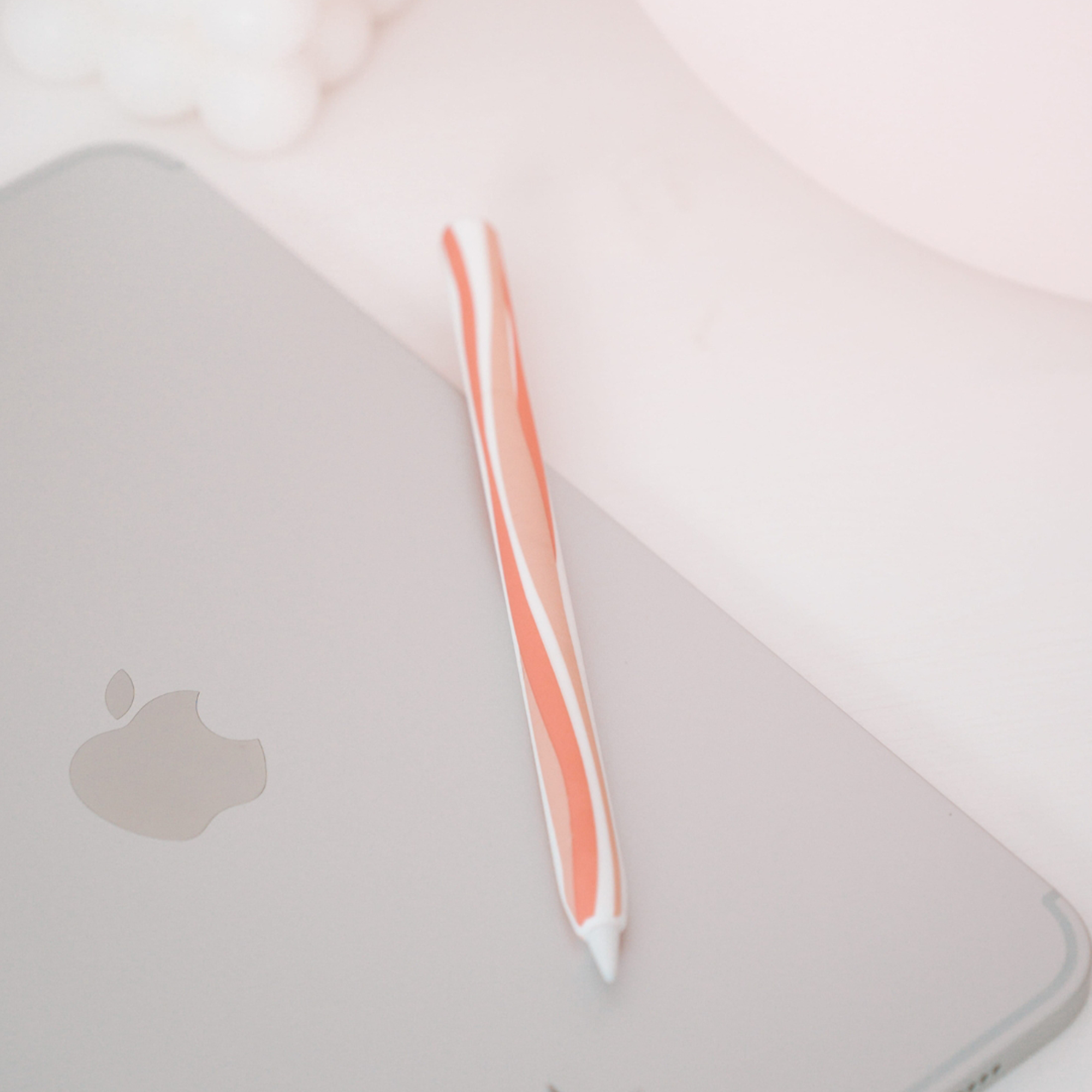 Apple Pencil Sleeve in Dreamy Pink